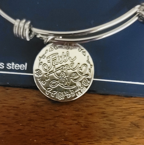 Silverworks Southern Charm Bracelet - Picture 3 of 4